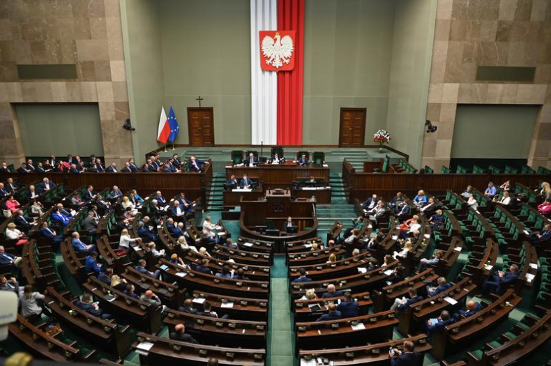 Sejmowa komisja przyjęła część poprawek Senatu do ustawy o efektywności energetycznej - ZielonaGospodarka.pl