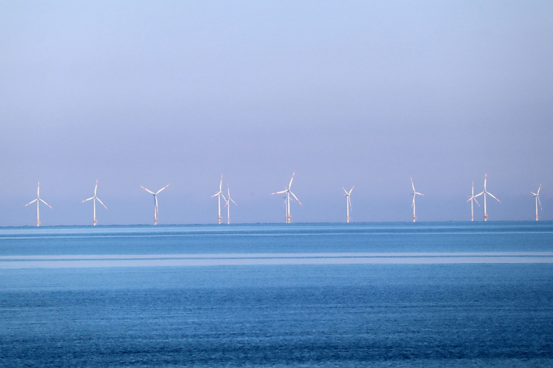 Norwegia wykorzysta nadwyżki z morskich farm wiatrowych do zasilania centrów danych - ZielonaGospodarka.pl