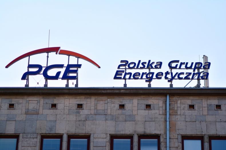 PGE zawarła umowę kredytową z Europejskim Bankiem Inwestycyjnym na 2 mld zł - ZielonaGospodarka.pl