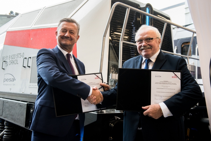  PKN ORLEN i PESA rozwijają współpracę na rzecz kolei wodorowej-ZielonaGospodarka.pl