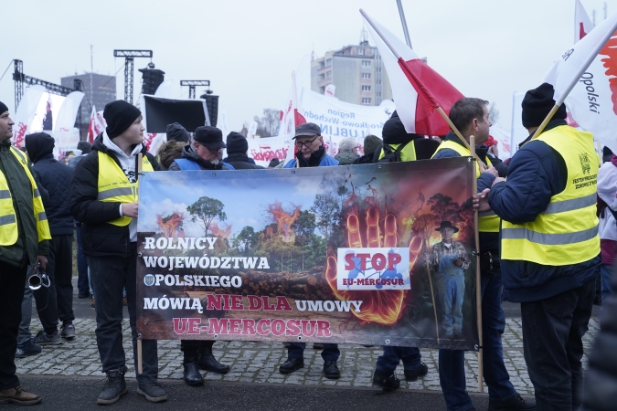 Manifestacja w Gdańsku przeciwko Zielonemu Ładowi. Solidarność chce referendum [WIDEO]-ZielonaGospodarka.pl