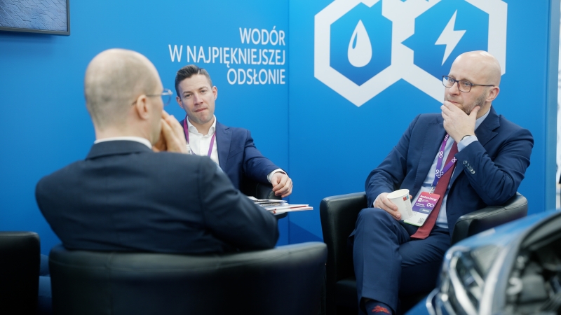 Transformacja energetyczna nabiera mocy – eksperci i innowacje na NetZero Energy & H2Poland [WIDEO]-ZielonaGospodarka.pl