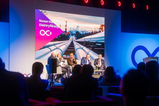 Transformacja energetyczna nabiera mocy – eksperci i innowacje na NetZero Energy & H2Poland [WIDEO]-ZielonaGospodarka.pl