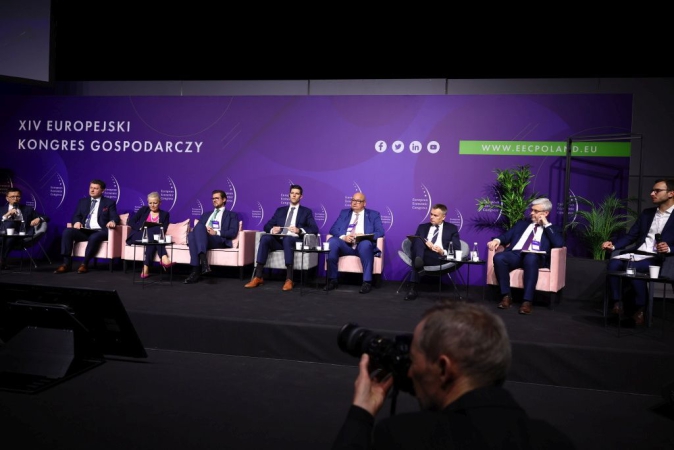 Debata o offshore na EKG w Katowicach. Prezes PGE Baltica: „Chcemy wzmocnić polski local content” [GALERIA]-ZielonaGospodarka.pl